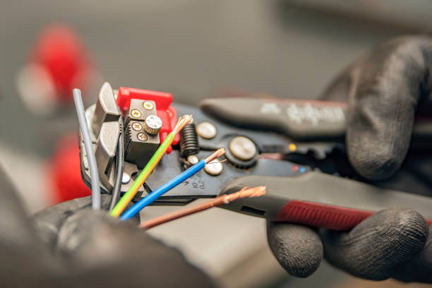 Best Electrical Repair Services  in Coffeyville, KS